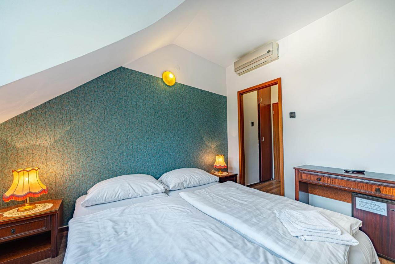 Hotel Bobbio Budapest Exterior photo