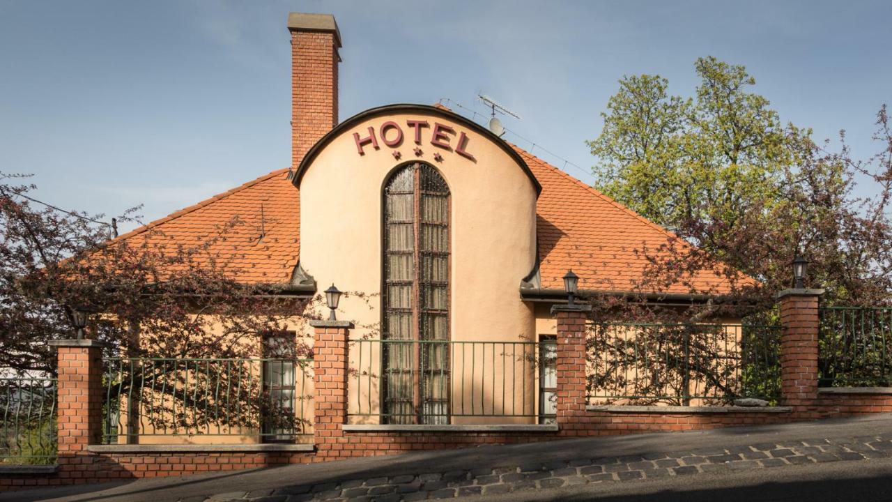 Hotel Bobbio Budapest Exterior photo